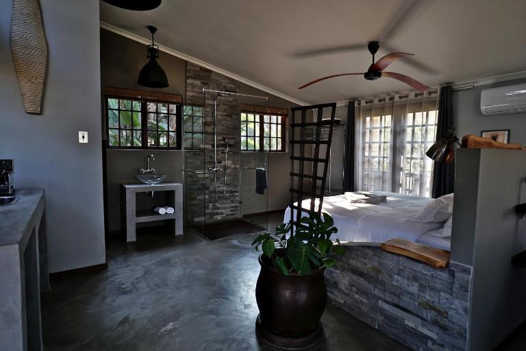 Villa La Mercy Chalet No load shedding or water outages - B&B La Mercy