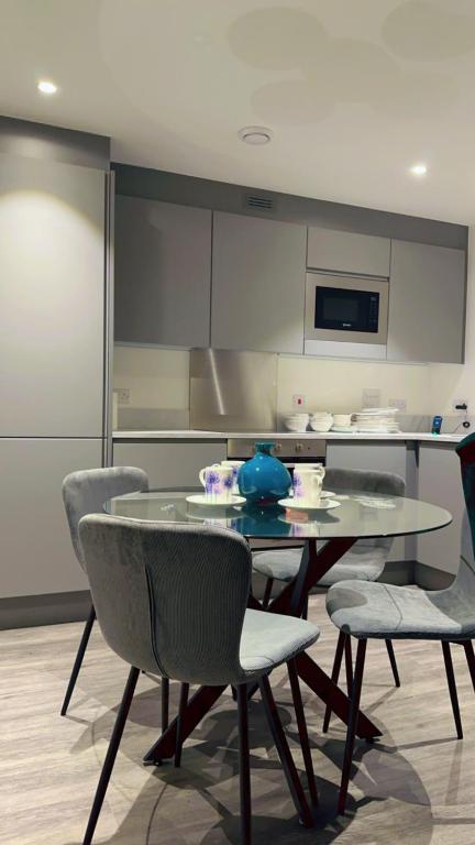 HE Luxury - Ferienwohnung Abbey Wood