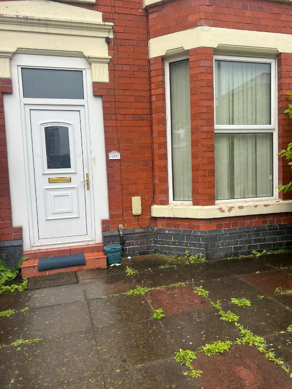 Ruskin Villa - Bed and Breakfast Crewe