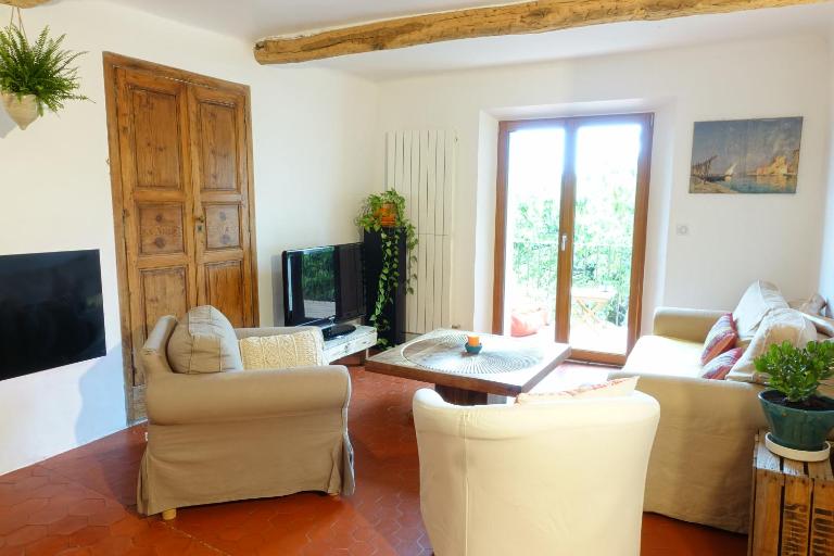 Grande maison de village 200 m2 calme tout confort - B&B Gréolières