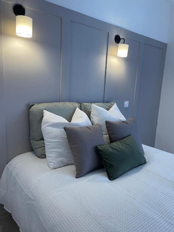Duplex raffiné, élégant & climatisé - La MEZZ - B&B Nîmes