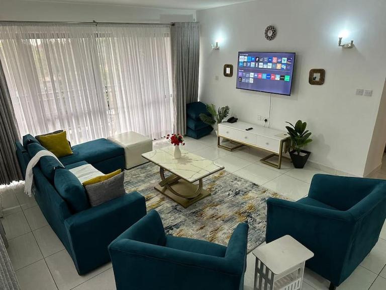 Kilimanjaro Ahavah 2 BR Condo - Bed and Breakfast Kisumu