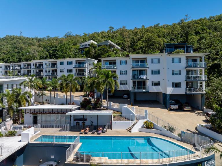 Airlie Summit Apartments - B&B Airlie Beach