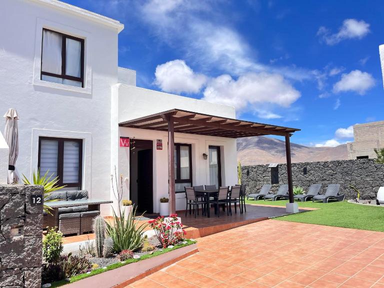 Casa Panadero's, 3 Bed Villa with Heated Pool - Ferienwohnung Playa Blanca
