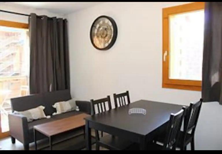 Super Devoluy T2 balcon plein sud - B&B Le Dévoluy