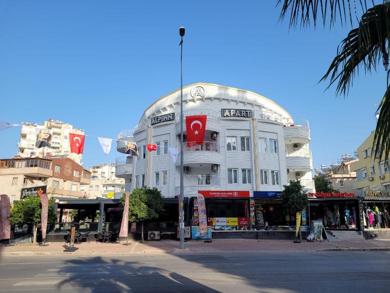 Alpinn Apart Hotel - B&B Antalya