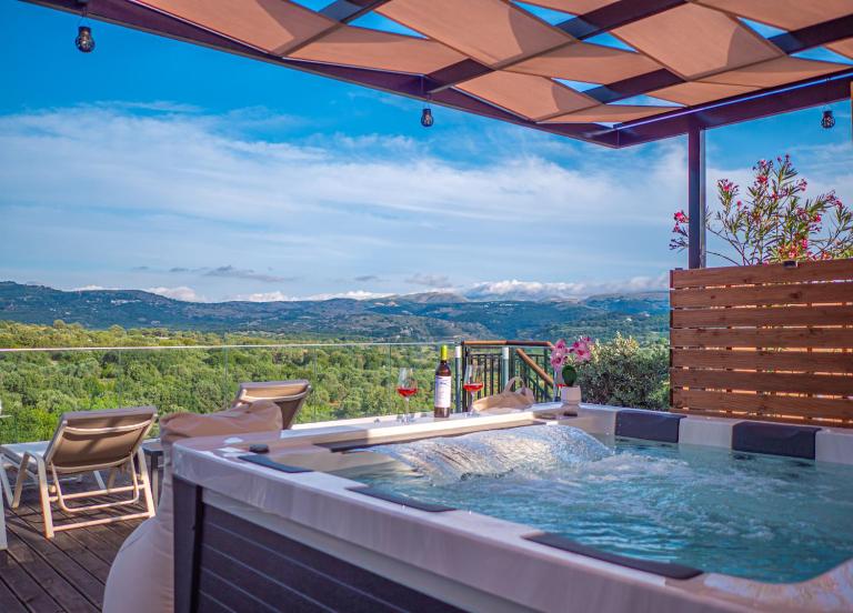 Villa Paris with Rooftop & Jacuzzi - B&B Káto Valsamónero