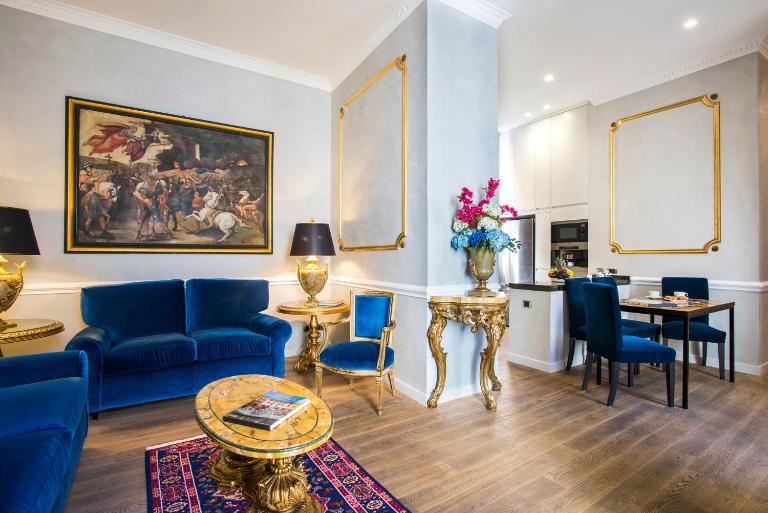 Alta Luxury Apartments - Spagna Apartment - B&B Roma