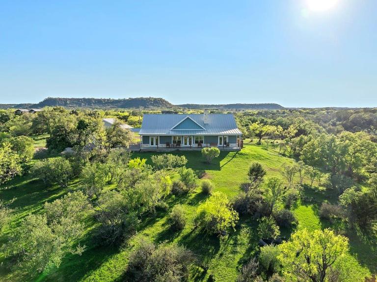 Enchanted Rockview House - 3 Bedroom - Firepit - Ferienwohnung Fredericksburg