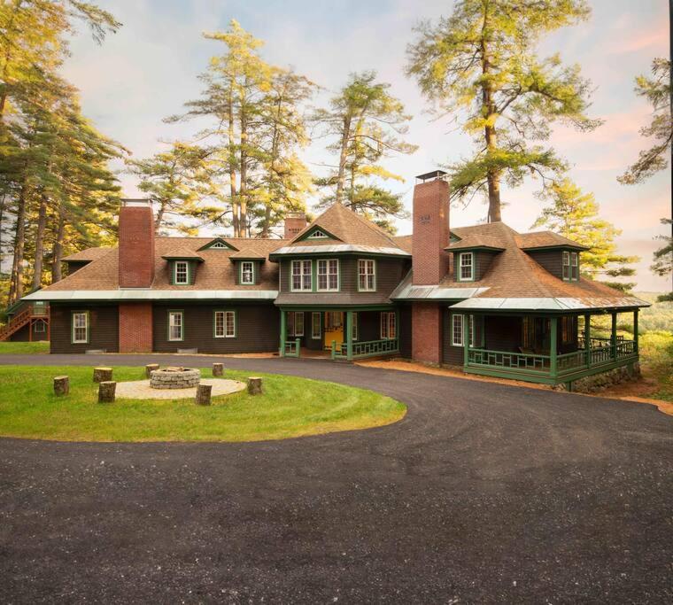 Quietude - A 60-Acre Historic Mountain Estate with 10 bedrooms - B&B Tuftonboro