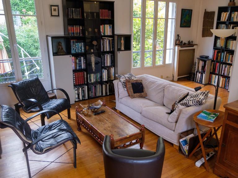 Appartement duplex avec jardin à deux pas de Paris - Chambres d'hôtes Vanves
