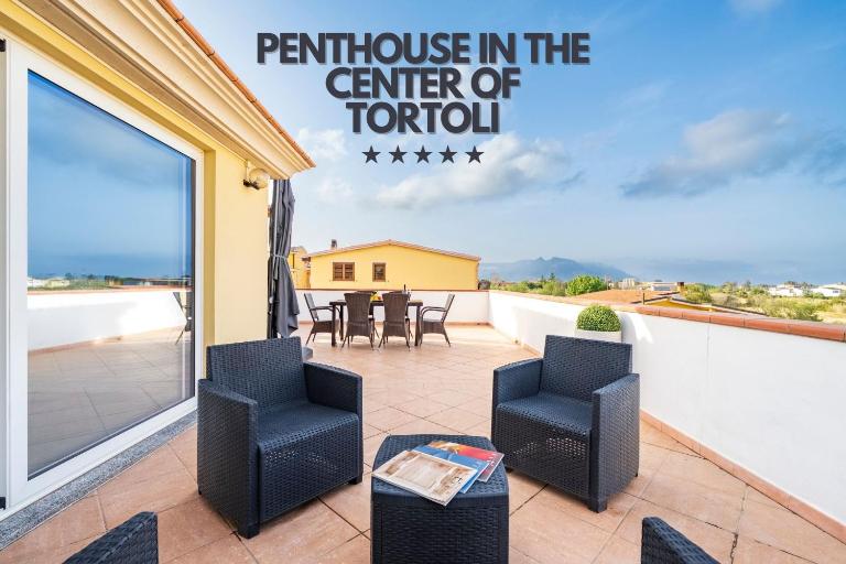 Penthouse in the Center with Wonderful View - B&B Tortolì