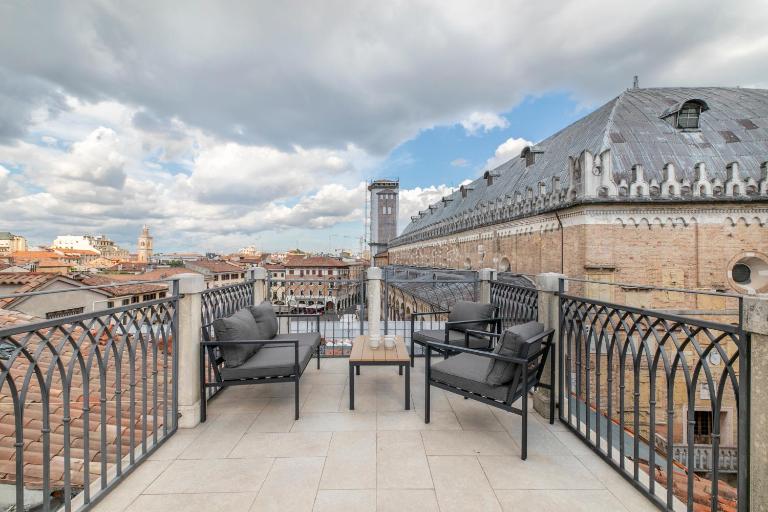 La terrazza sulle Piazze - Centro Storico - Chambres d'hôtes Padoue