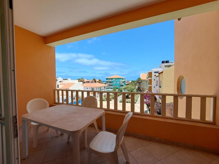Apartment with Balcony near Beach Coquero Santa Maria Sal Service - Ferienwohnung Santa Maria
