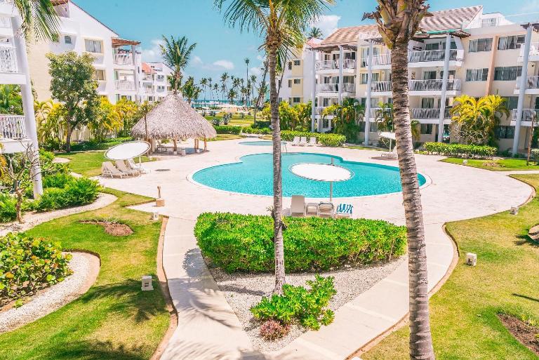 Beauty 1 bed pool views Playa Turquesa O204 - B&B Punta Cana