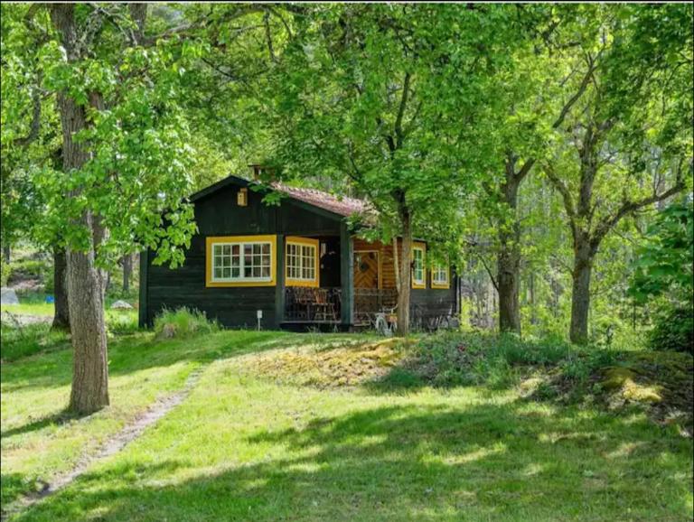 Segerhult Cottage 1700 - Bed and Breakfast Flen
