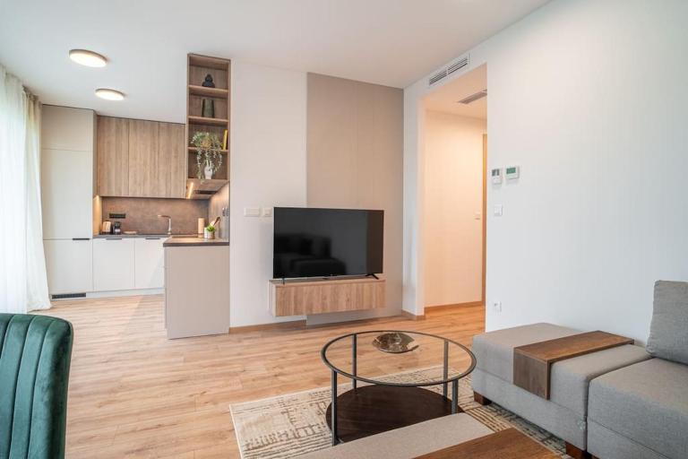 Patronka Apartments - Stylish apartment with a spacious terrace - Chambres d'hôtes Bratislava