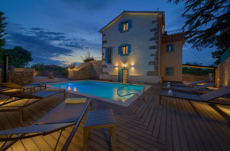 Luxury Villa Ive With Heated Pool, Finnish Sauna, Infrared Sauna, Pet Friendly - B&B Krk
