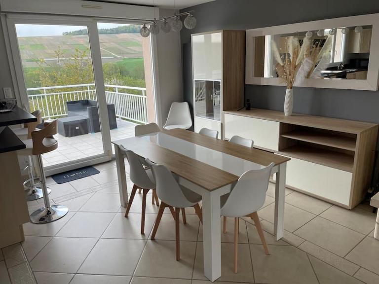 Maison d'hôtes - Chambres d'hôtes Baslieux-sous-Châtillon