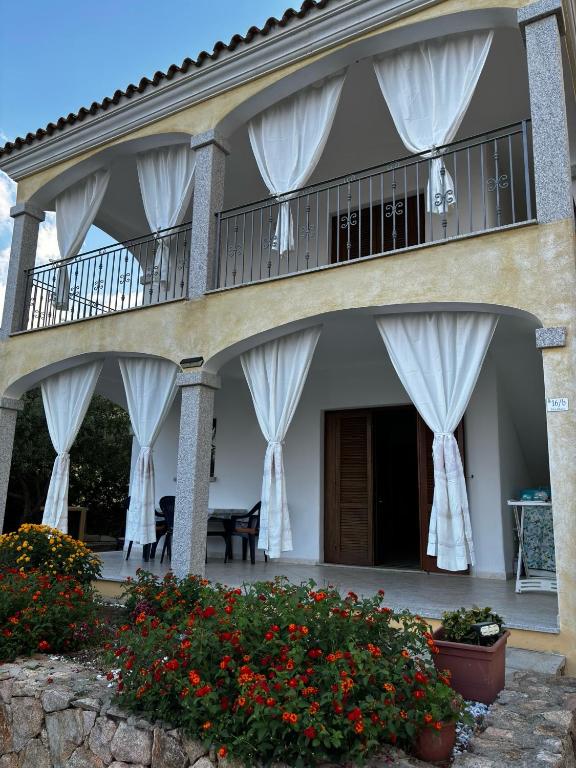 Appartamento vista Mare Tanaunella - B&B Tanaunella