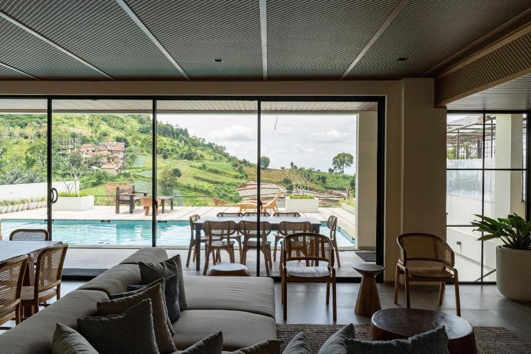 Jaden Hill Mountain City View Villa 8 Bedrooms With a Private Heated Swimming Pool and a Movie Room - Chambres d'hôtes Bengkok