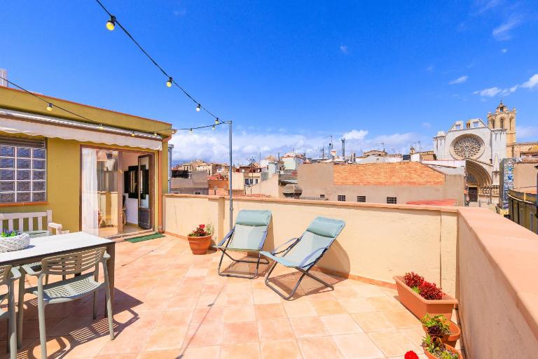 Iconic Old Town - Unik Vacation - Bed and Breakfast Tarragona
