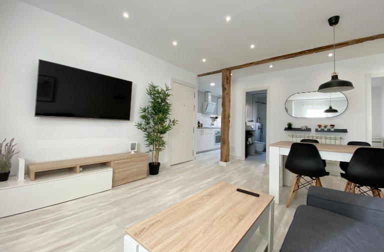 Apartamento con vistas al mar en el centro - B&B Santander