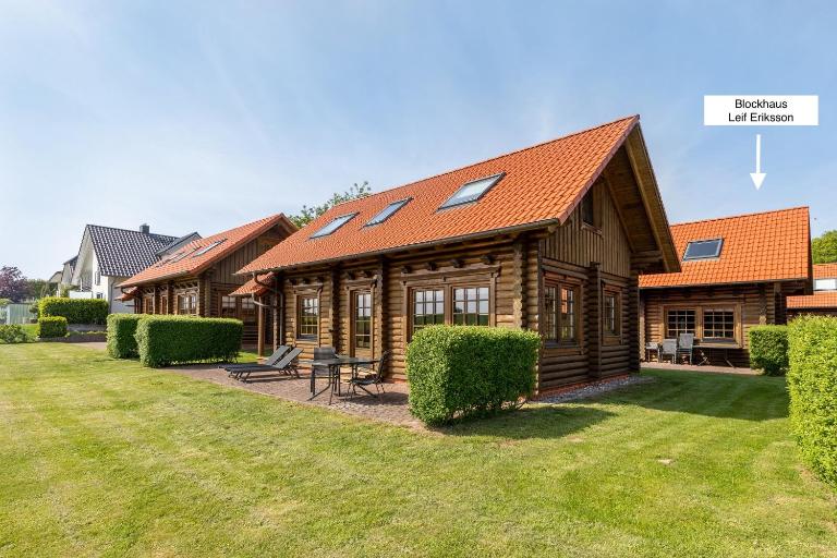 Blockhaus Leif Eriksson - 2 Reihe Meerblick - Bed and Breakfast Sassnitz