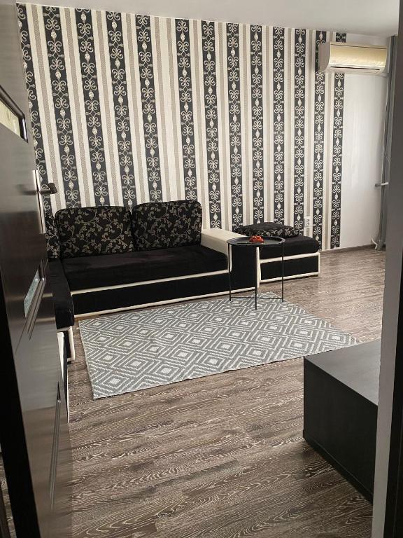 EvAy Mamaia Apartament - B&B Constanța