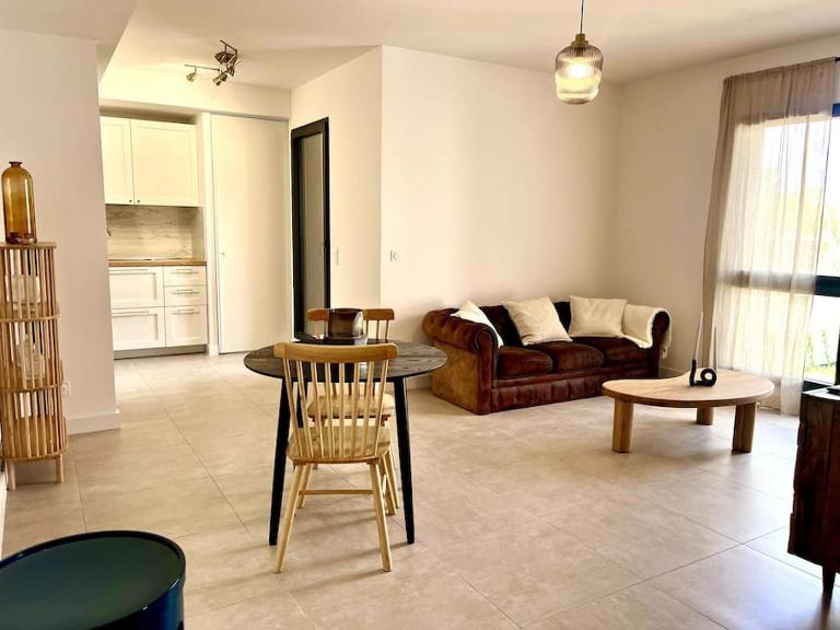 Appartement neuf centre-ville - B&B Porto Vecchio