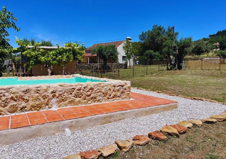 Quinta Dormmimo a Hidden Gem with Pool near Tomar - Chambres d'hôtes Fonte da Laje