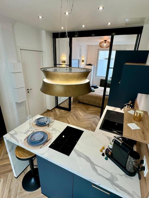 Cocon centre ville - gare - Bed and Breakfast Amiens