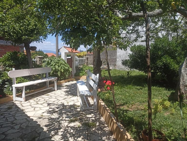 CASA CENTRICA EN O GROVE - B&B O Grove