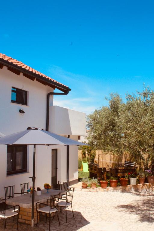 Villa Lando - B&B Peruški