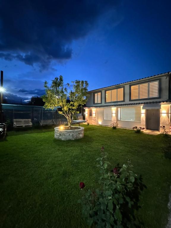 VilaBakiaj - B&B Tepelenë