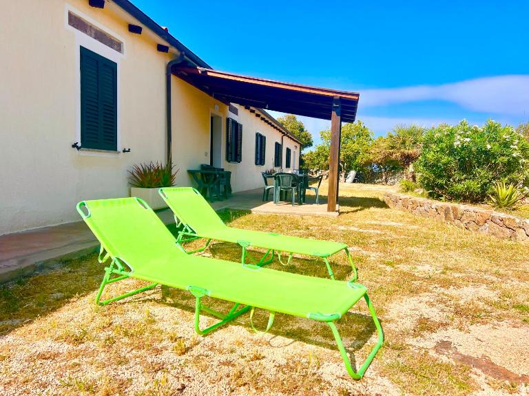 Lo Stazzu - Key to Villas - B&B Sedini