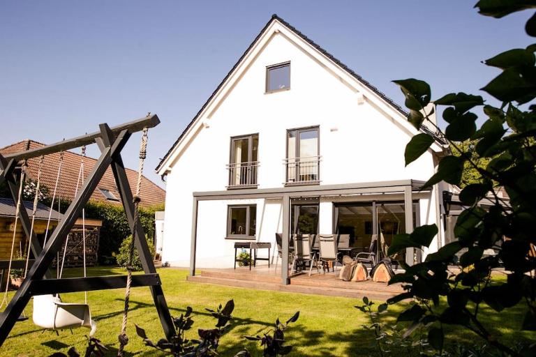 Idyllische Familien-Oase - B&B Troisdorf