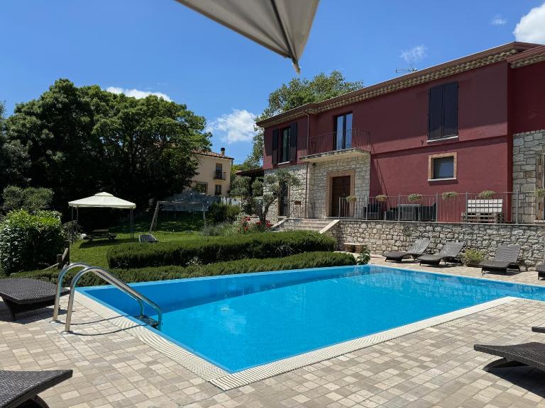 Antico borgo Rinaldi - B&B Circello