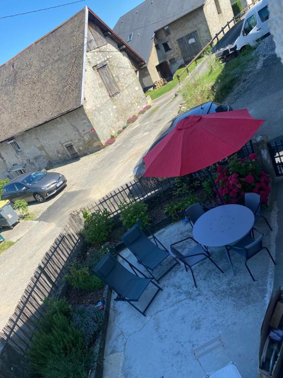 Maison de village entre lac et montagne - Bed and Breakfast La Motte-Servolex