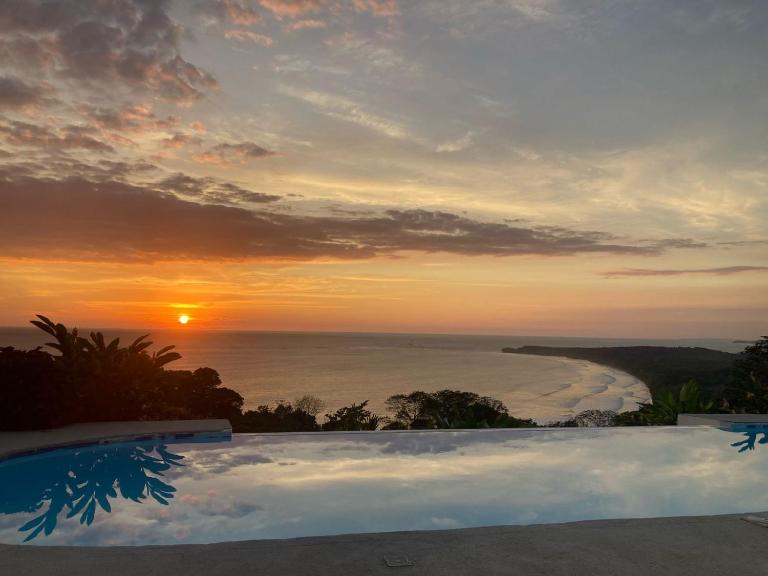 Ballena Paraíso Lodge - B&B Uvita