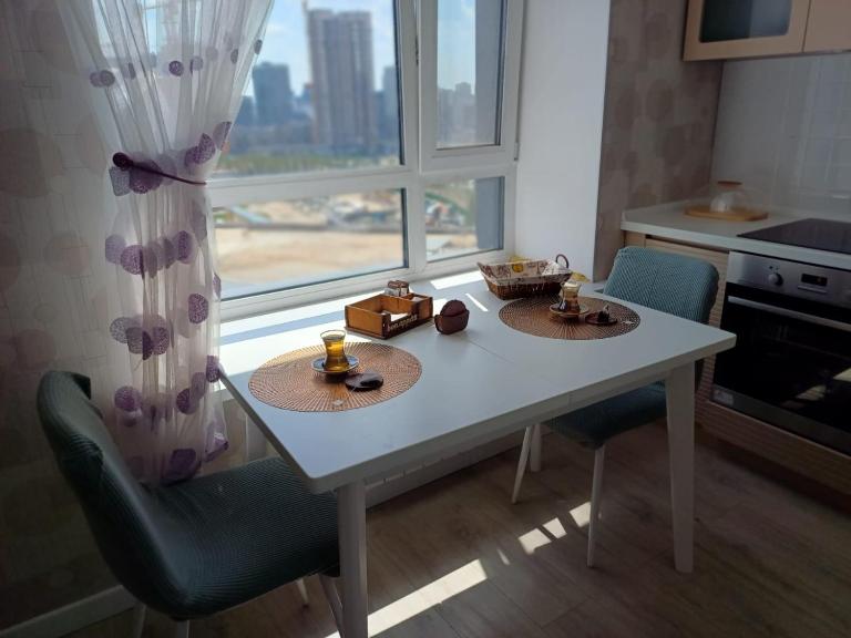 Bright apartment with comfort in Champion residence - B&B Astana