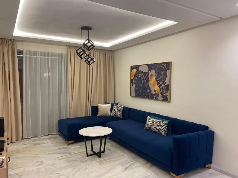Luxueux Appart à 5 min aéroport mohamed 5 - Chambres d'hôtes Zawyat an Nwaçer