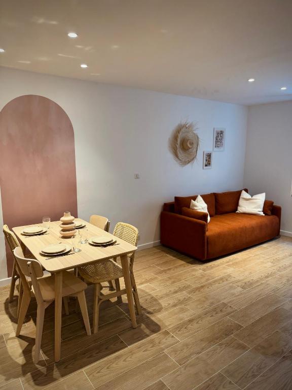 Casa Una - Hypercentre proche gare SNCF et Port - B&B Toulon