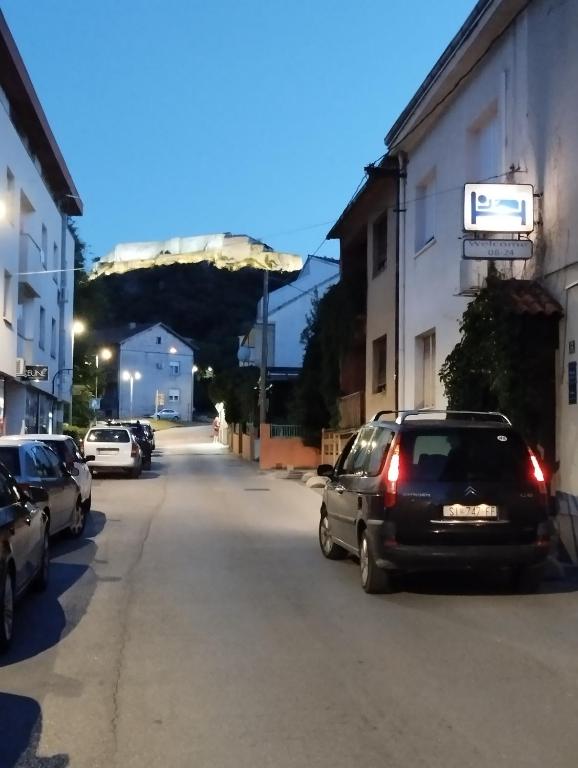 Jasna1 - Ferienwohnung Knin