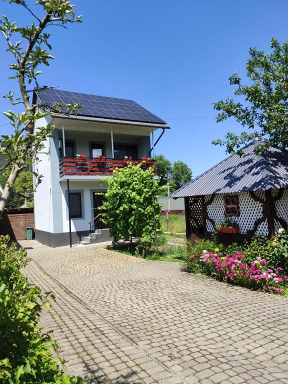 "У Пасічника" Котедж для сім'ї - B&B Yaremche