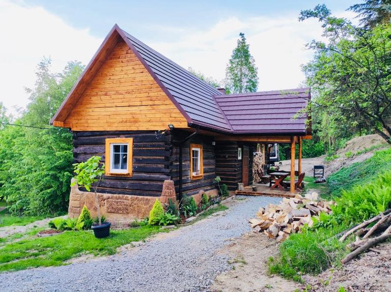 Domek Jędrusiówka - domek z kominkiem, w otoczeniu lasu, 2 sypialnie, góry, Beskidy - B&B Sułkowice