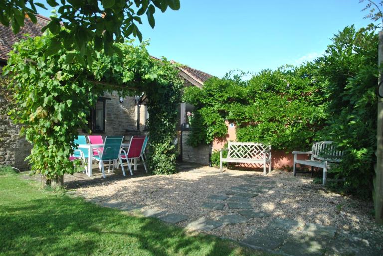 Courtyard Barn - B&B Templecombe