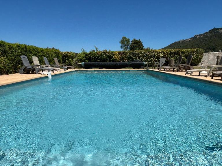 Appart. 4 pers a 6 Kms de Cassis avec acces piscine - B&B Roquefort-la-Bédoule