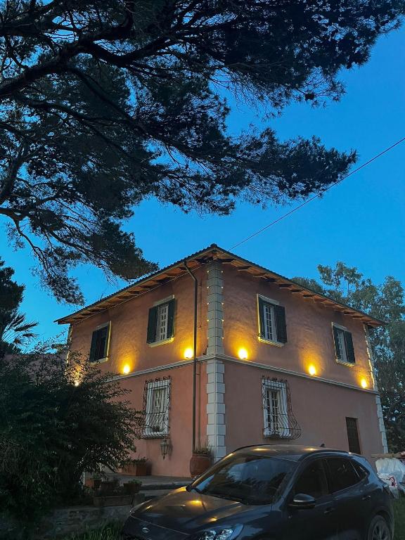 Allulivus - Bed and Breakfast Montenero