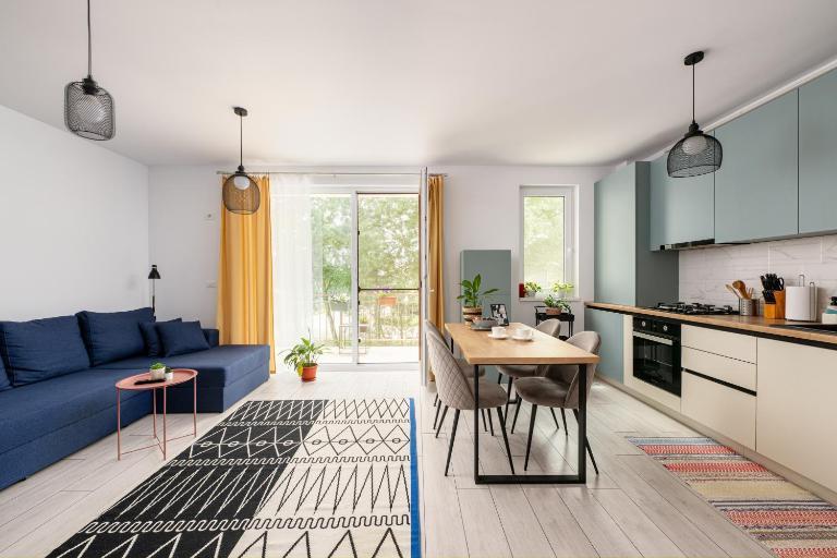 A&A Luxury Apartment - Ferienwohnung Giroc
